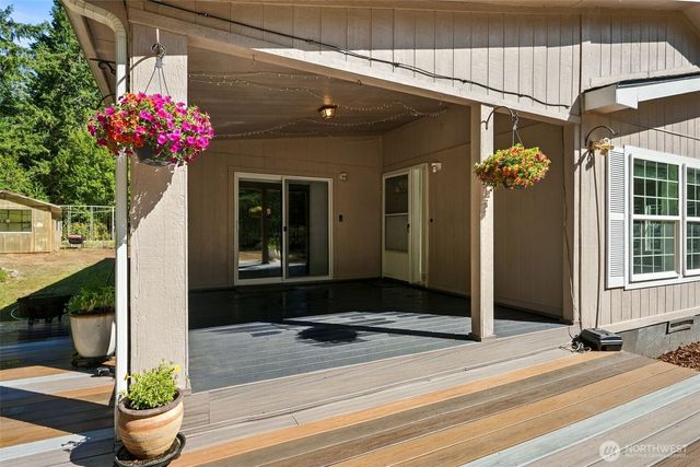 40 E Lavender Lane, Shelton, WA 98584