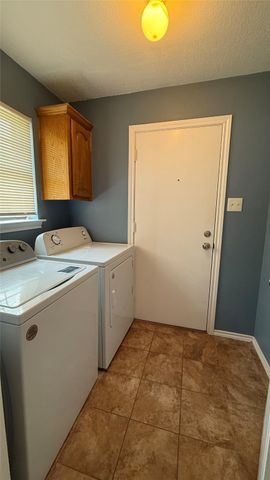 124 Villanova Circle, Forney, TX 75126