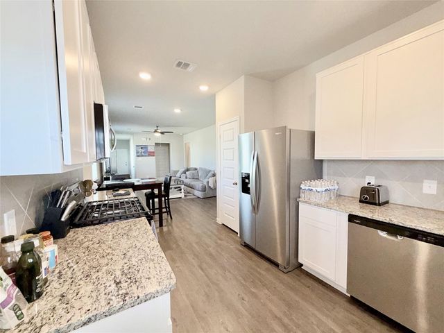 14071 Chinook Drive, Conroe, TX 77384