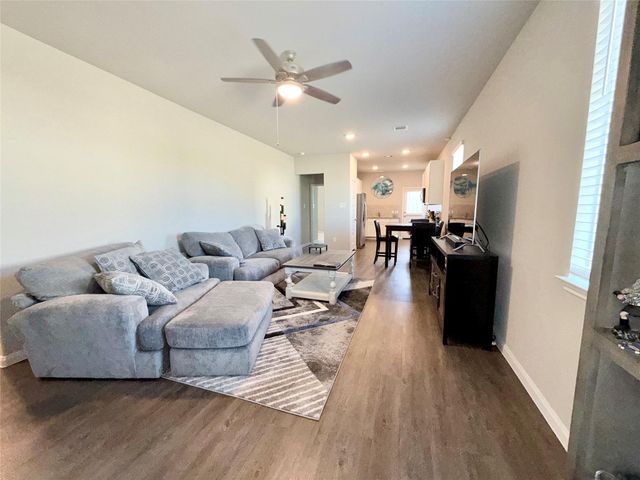 14071 Chinook Drive, Conroe, TX 77384