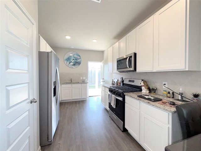 14071 Chinook Drive, Conroe, TX 77384