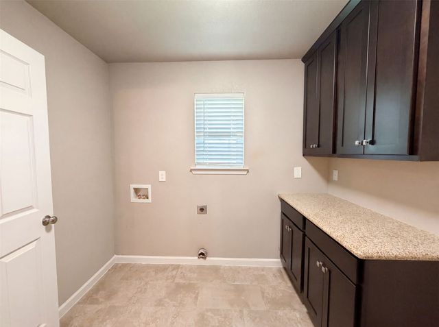1533 Parkside Trail, Lewisville, TX 75077