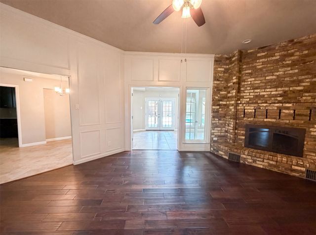 1533 Parkside Trail, Lewisville, TX 75077