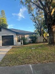 3761 LAKE SHORE DRIVE, Palm Harbor, FL 34684