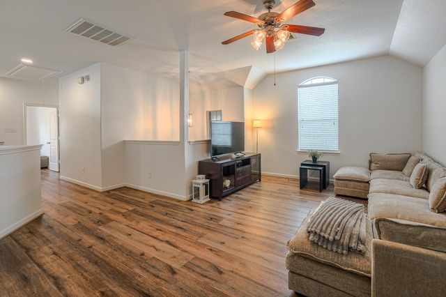 174 Black Swan Place, Magnolia, TX 77354