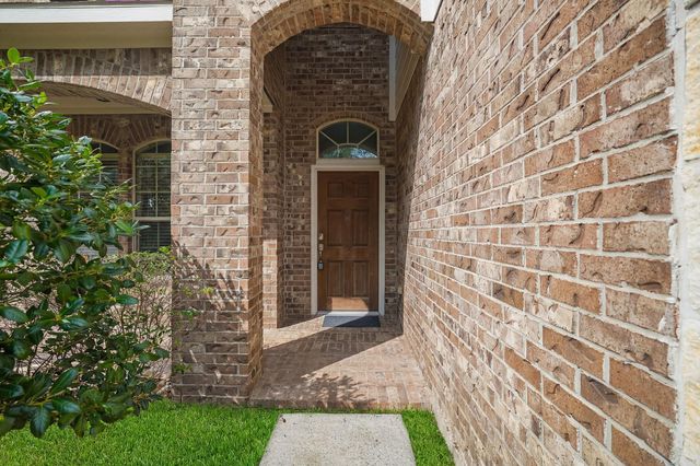 174 Black Swan Place, Magnolia, TX 77354