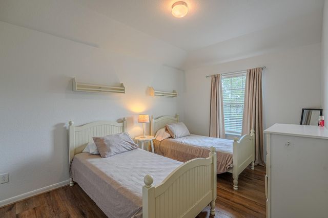 174 Black Swan Place, Magnolia, TX 77354