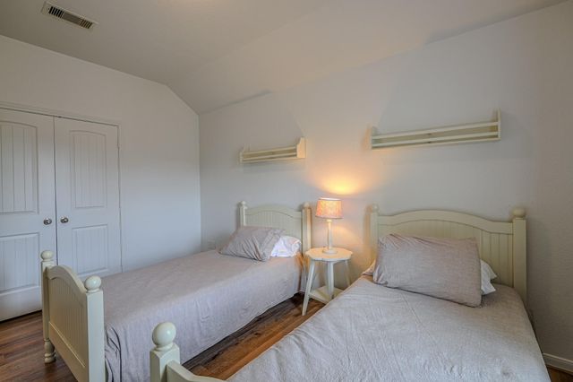 174 Black Swan Place, Magnolia, TX 77354