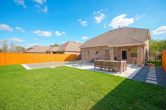 174 Black Swan Place, Magnolia, TX 77354