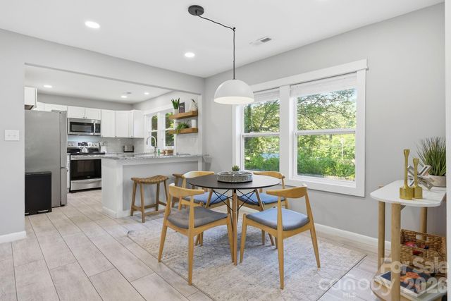 15 Old Fort Road, Fairview, NC 28730