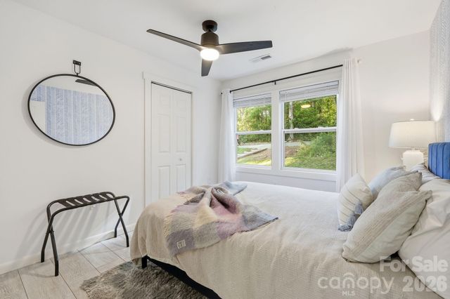 15 Old Fort Road, Fairview, NC 28730
