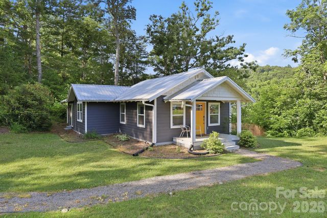 15 Old Fort Road, Fairview, NC 28730