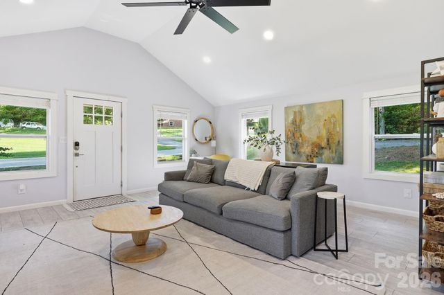 15 Old Fort Road, Fairview, NC 28730