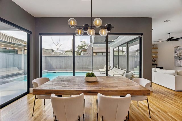 2705 Julian Street, Houston, TX 77009