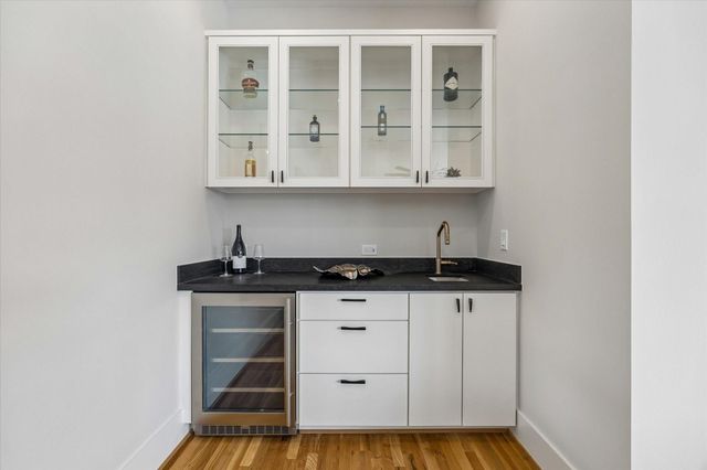 2705 Julian Street, Houston, TX 77009