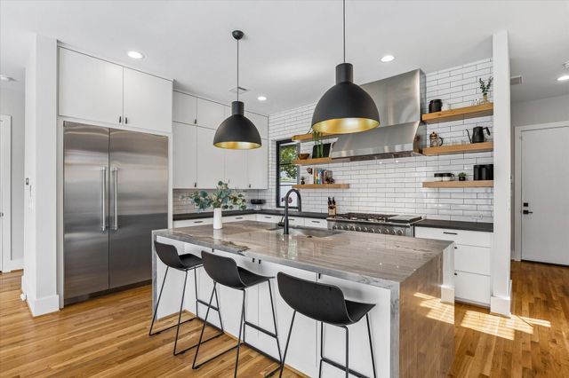 2705 Julian Street, Houston, TX 77009