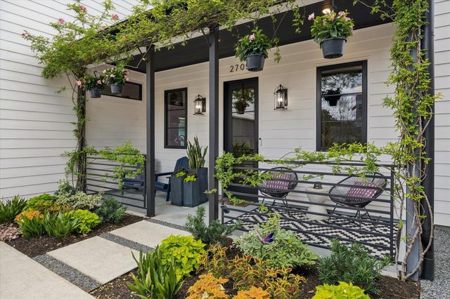 2705 Julian Street, Houston, TX 77009