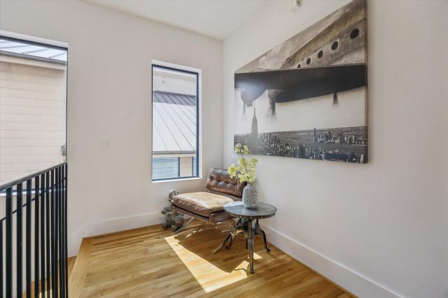 2705 Julian Street, Houston, TX 77009