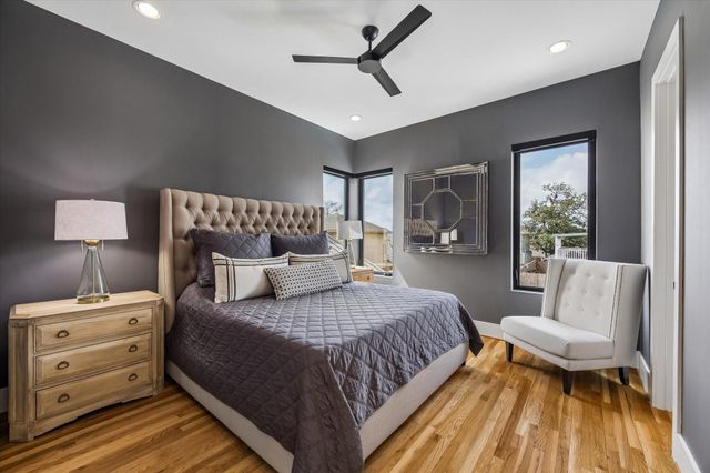 2705 Julian Street, Houston, TX 77009