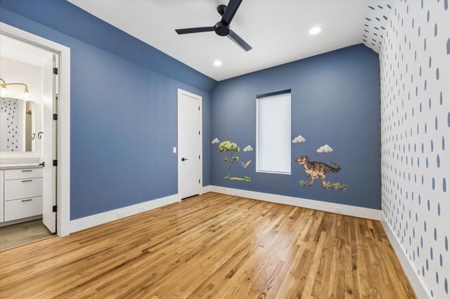 2705 Julian Street, Houston, TX 77009