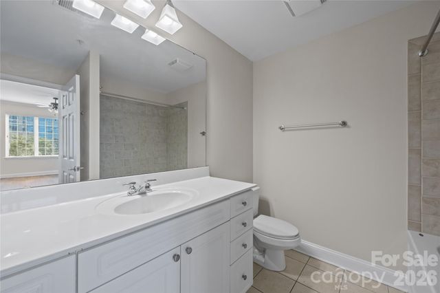 300 W 5th Street 809, Charlotte, NC 28202