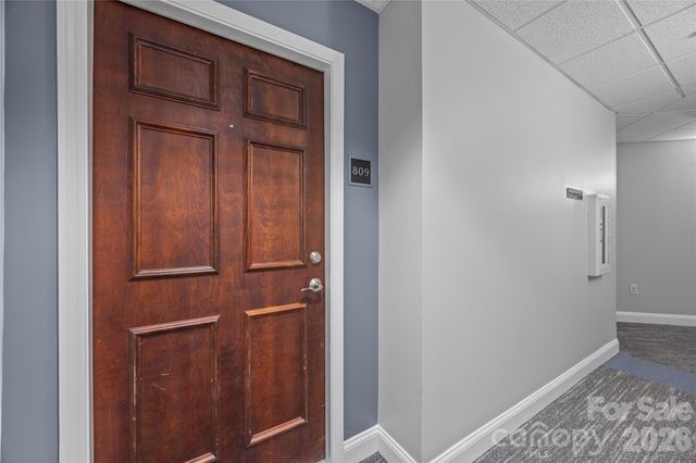 300 W 5th Street 809, Charlotte, NC 28202