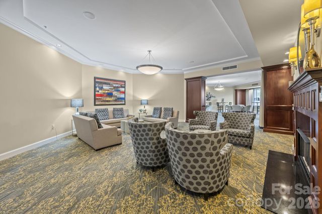 300 W 5th Street 809, Charlotte, NC 28202