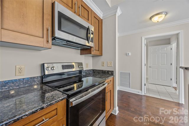 300 W 5th Street 809, Charlotte, NC 28202