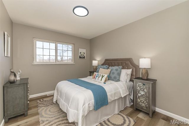 27 Lennox Terrace, Maryland Heights, MO 63043