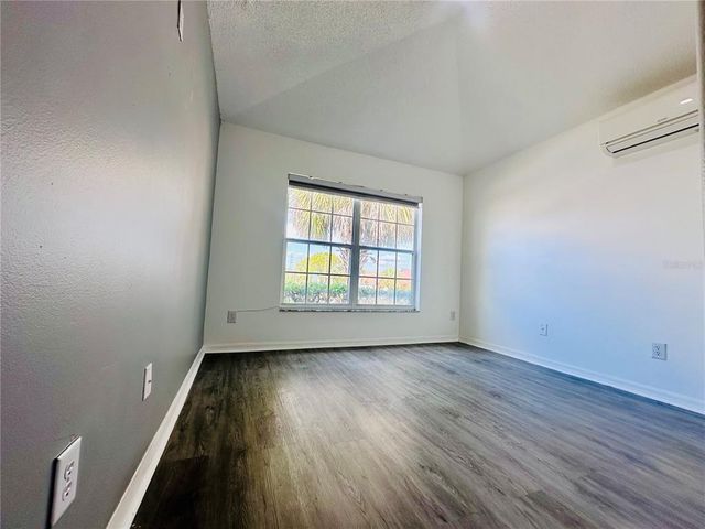2663 ONEIDA LOOP, Kissimmee, FL 34747