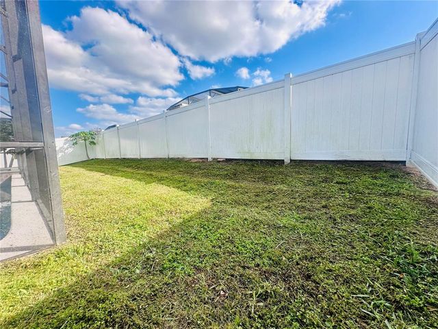2663 ONEIDA LOOP, Kissimmee, FL 34747