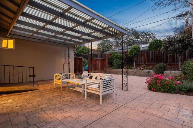1087 S Stelling Road, Cupertino, CA 95014