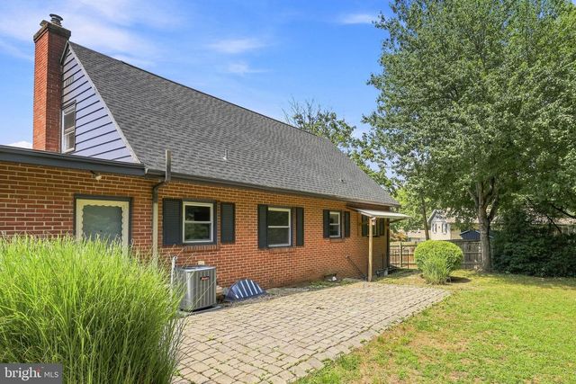 1125 HARRIET AVE, Lancaster, PA 17601
