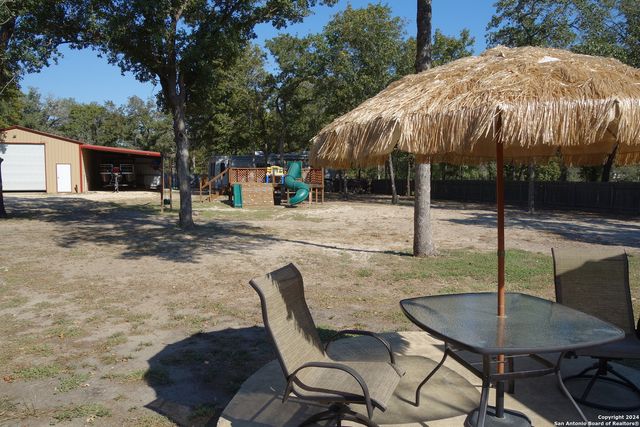 139 Champions Blvd, La Vernia, TX 78121