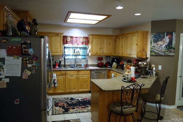 139 Champions Blvd, La Vernia, TX 78121
