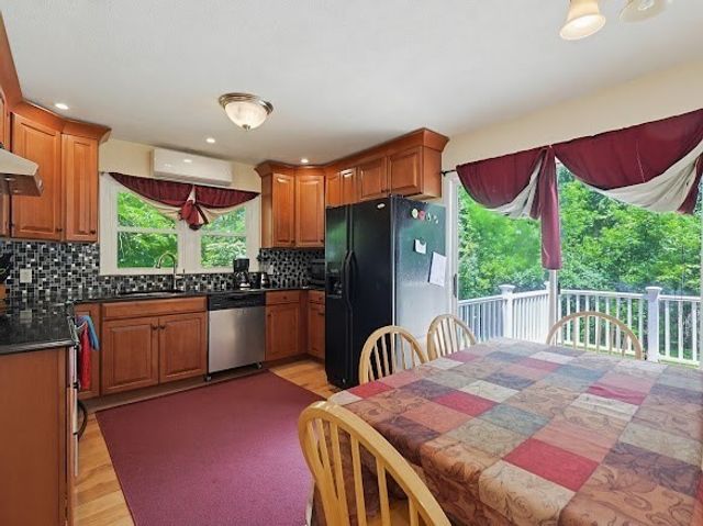 17 Churchill Road, Winchester, MA 01890