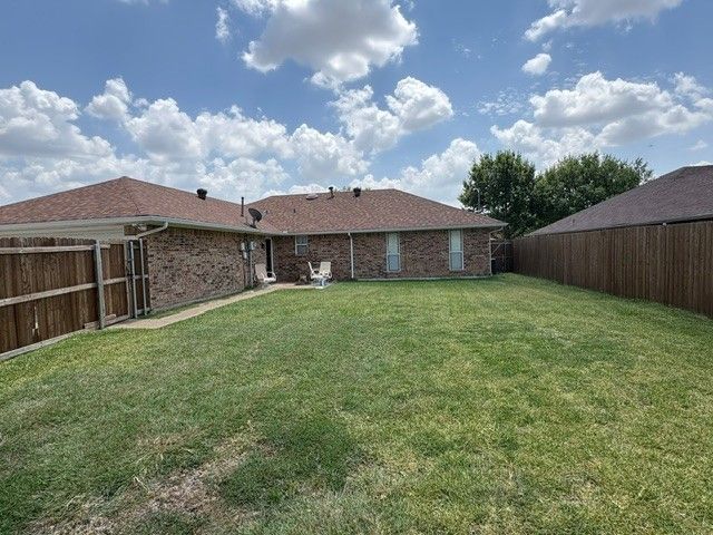 1611 Steenson Drive, Carrollton, TX 75007