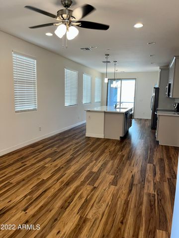 1737 E HAMPTON Lane, Gilbert, AZ 85295