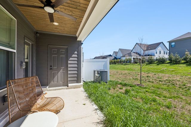 3033 Inman Dr, Thompsons Station, TN 37179