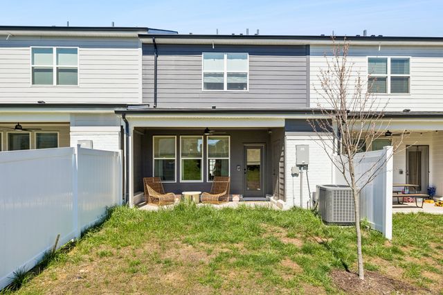 3033 Inman Dr, Thompsons Station, TN 37179