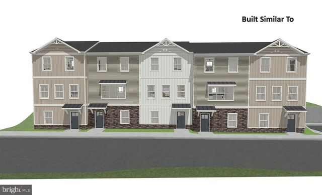 105 WILLOWSTONE CT, Harrisonburg, VA 22801