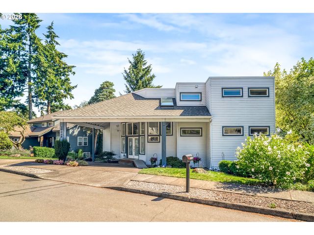 2906 CARRIAGE Way B, West Linn, OR 97068