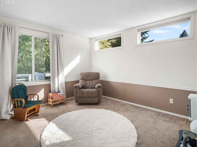 2906 CARRIAGE Way B, West Linn, OR 97068