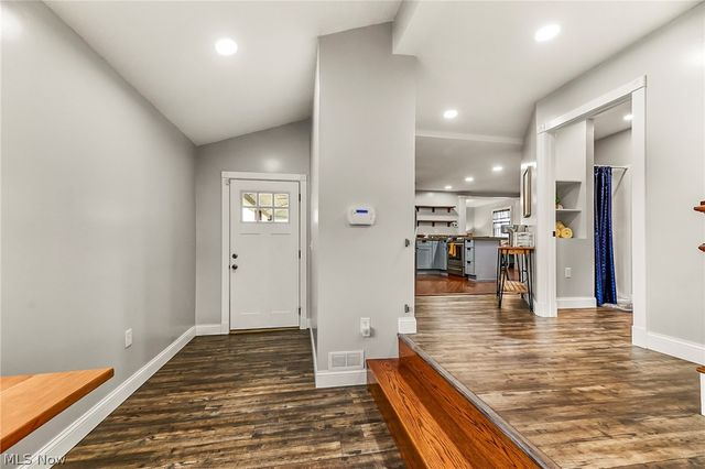 26648 State Route 172, East Rochester, OH 44625