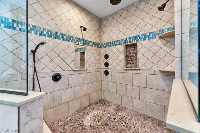 26648 State Route 172, East Rochester, OH 44625