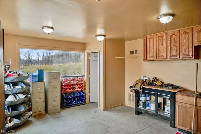 26648 State Route 172, East Rochester, OH 44625