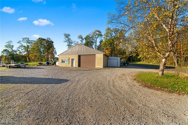 26648 State Route 172, East Rochester, OH 44625