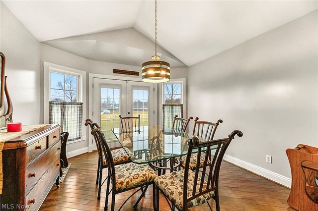 26648 State Route 172, East Rochester, OH 44625