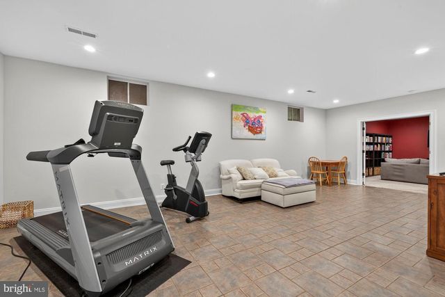 2503 EASIE ST, Oakton, VA 22124