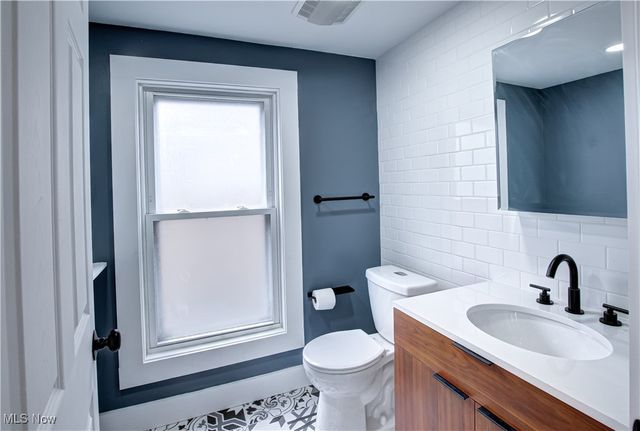 9605 Baltic Road, Cleveland, OH 44102